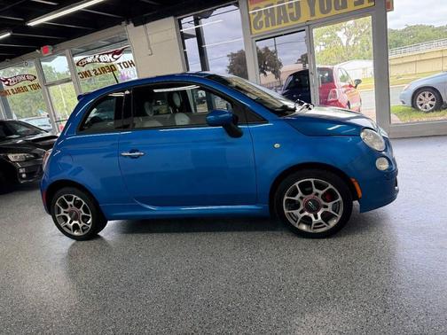 2015 FIAT 500 Sport