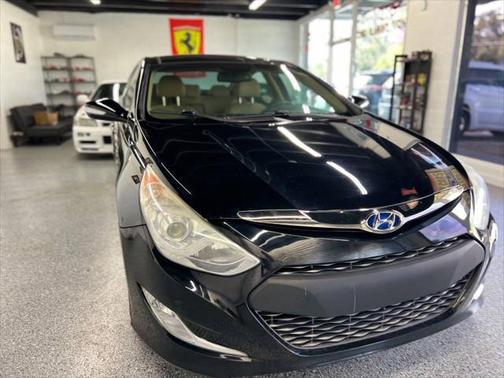 2014 Hyundai SONATA Hybrid Limited