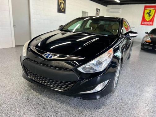 2014 Hyundai SONATA Hybrid Limited