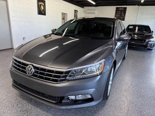 2017 Volkswagen Passat 1.8T SE w/Technology