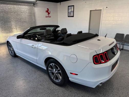 2014 Ford Mustang V6 Premium