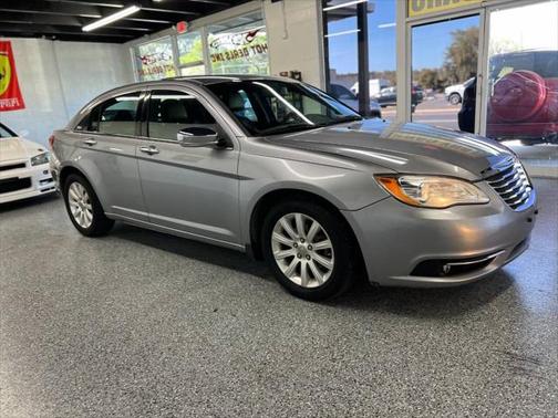 2013 Chrysler 200 Limited