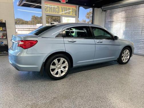 2012 Chrysler 200 Touring