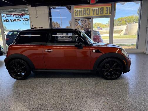 2013 MINI Hardtop Cooper