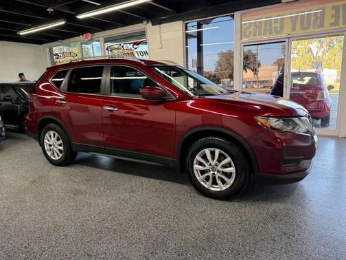 2018 Nissan Rogue SV