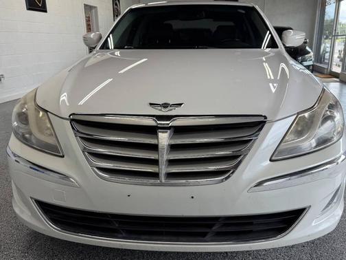 2013 Hyundai Genesis 3.8