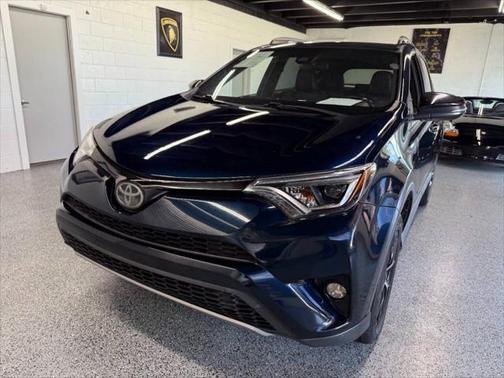 2017 Toyota RAV4 SE