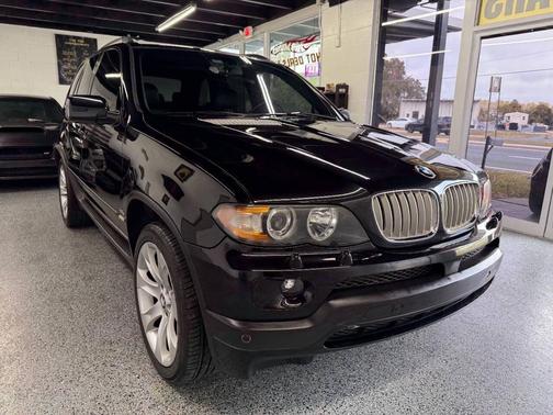 2004 BMW X5 4.8is