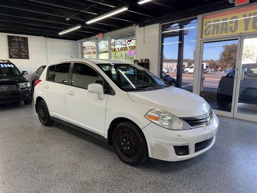 2012 Nissan Versa 1.8 S