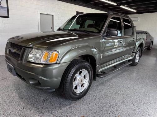 2004 Ford Explorer Sport Trac XLT