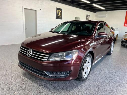 2014 Volkswagen Passat 1.8T S