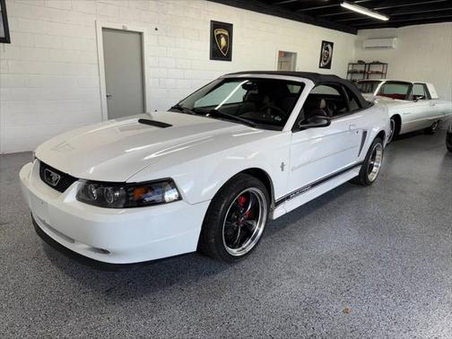 2001 Ford Mustang Base