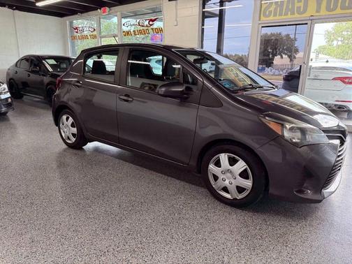 2017 Toyota Yaris L