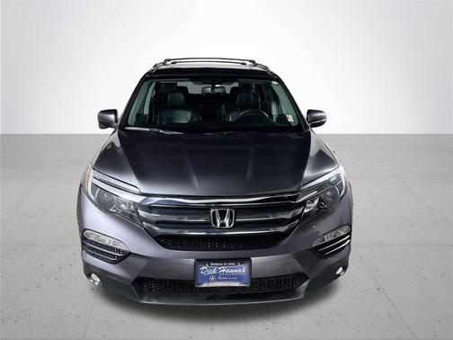Modern Steel Metallic 2017 Honda Pilot