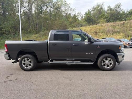 2024 RAM 2500 Big Horn Crew Cab 4x4 64' Box