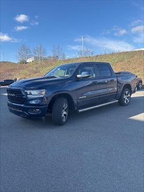 2023 RAM 1500 Laramie Crew Cab 4x4 57' Box