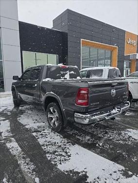 2022 RAM 1500 Laramie Crew Cab 4x4 57' Box