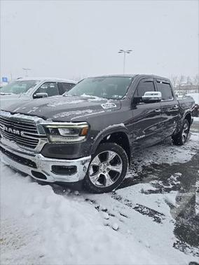2022 RAM 1500 Laramie Crew Cab 4x4 57' Box