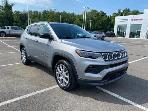 2022 Jeep Compass Latitude Lux 4x4