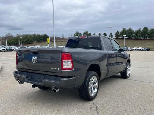 2022 RAM 1500 Big Horn Quad Cab 4x4 64' Box