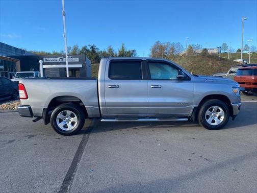 2019 RAM 1500 Big Horn/Lone Star Crew Cab 4x4 57' Box