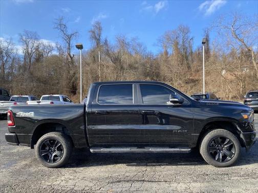 2020 RAM 1500 Big Horn Crew Cab 4x4 57' Box