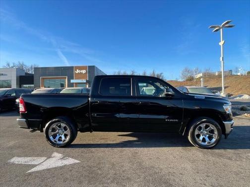 2022 RAM 1500 Big Horn Crew Cab 4x4 57' Box