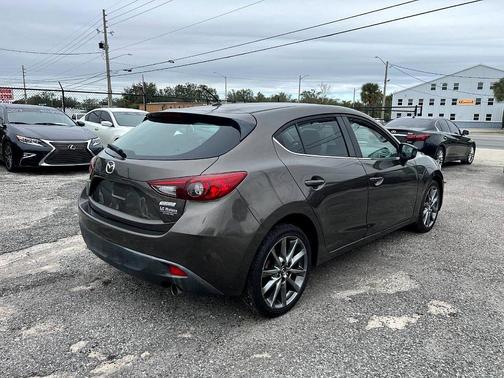 2018 Mazda Mazda3 Touring