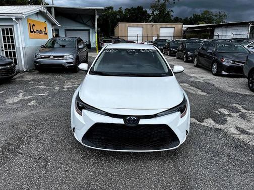 2020 Toyota Corolla LE
