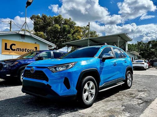 2019 Toyota RAV4 LE