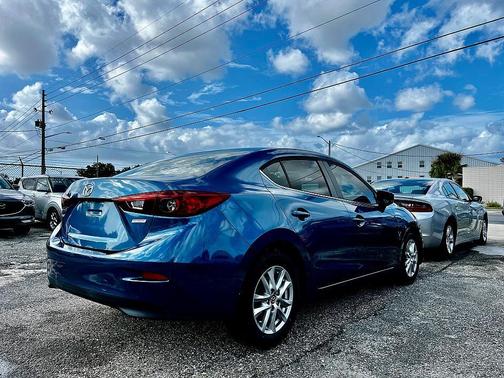 2018 Mazda Mazda3 Sport