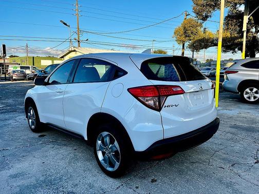 2018 Honda HR-V LX