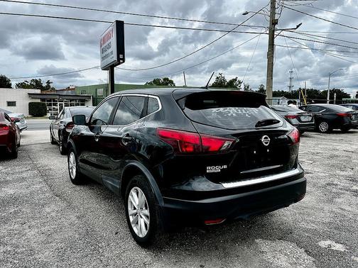 2018 Nissan Rogue Sport S