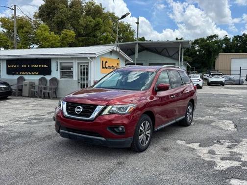2018 Nissan Pathfinder SV