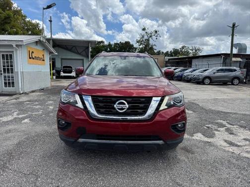 2018 Nissan Pathfinder SV
