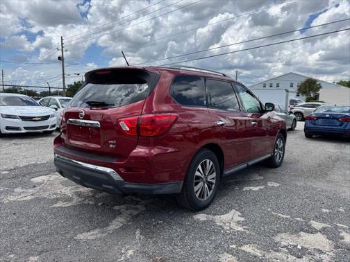 2018 Nissan Pathfinder SV