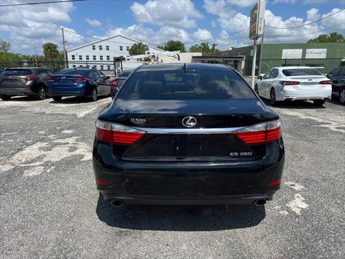 2015 Lexus ES 350 Crafted Line