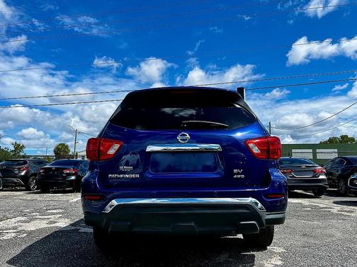 2020 Nissan Pathfinder SV 4x4 4dr SUV