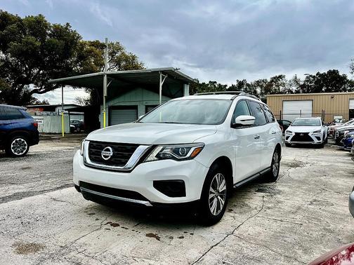 2020 Nissan Pathfinder S 2WD