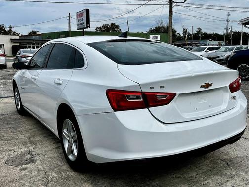2018 Chevrolet Malibu 1LS