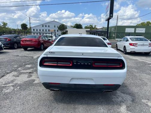 2015 Dodge Challenger SXT Plus