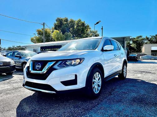 2017 Nissan Rogue S