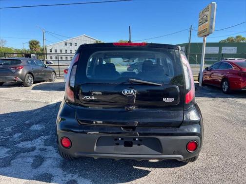 2017 Kia Soul Base