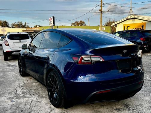 2022 Tesla Model Y Performance Dual Motor All-Wheel Drive