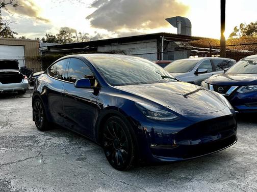 2022 Tesla Model Y Performance Dual Motor All-Wheel Drive