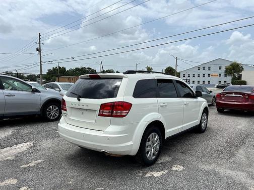 2020 Dodge Journey SE Value