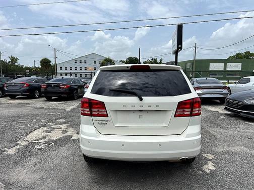 2020 Dodge Journey SE Value