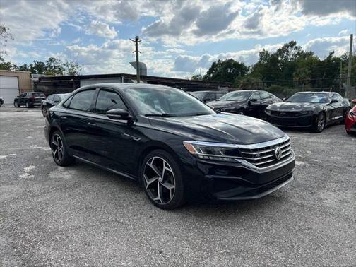 2020 Volkswagen Passat 2.0T R-Line