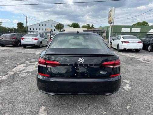 2020 Volkswagen Passat 2.0T R-Line