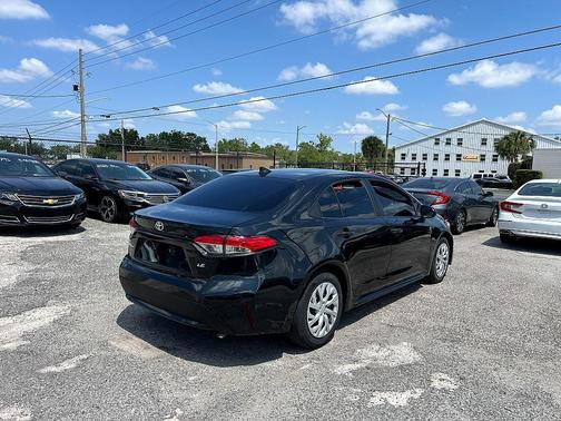 2021 Toyota Corolla LE
